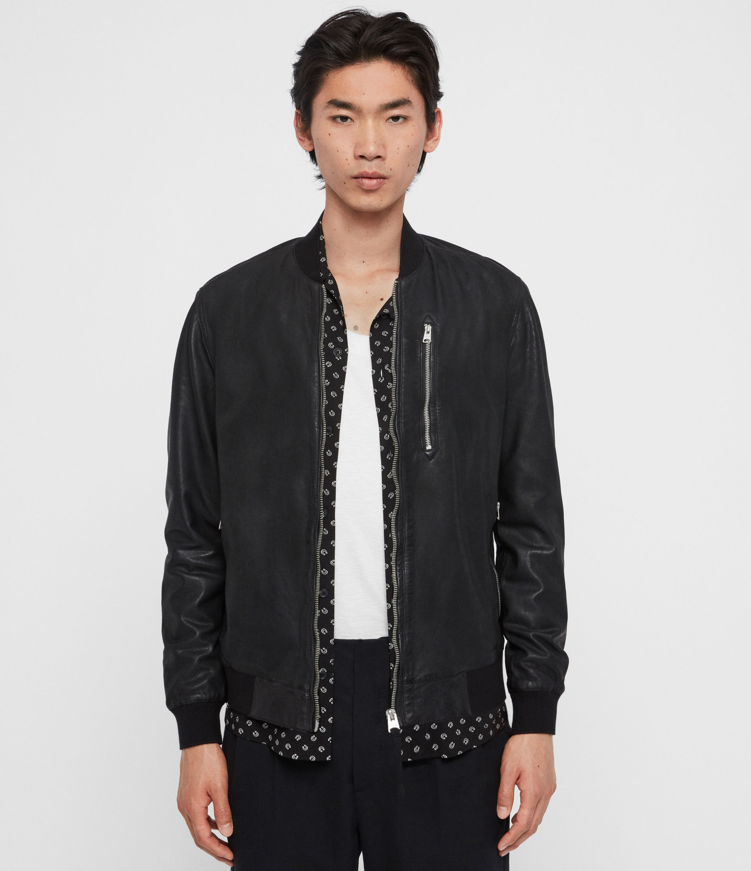 AllSaints Men's Stylish Kino Leather Bomber Jacket, Black 
