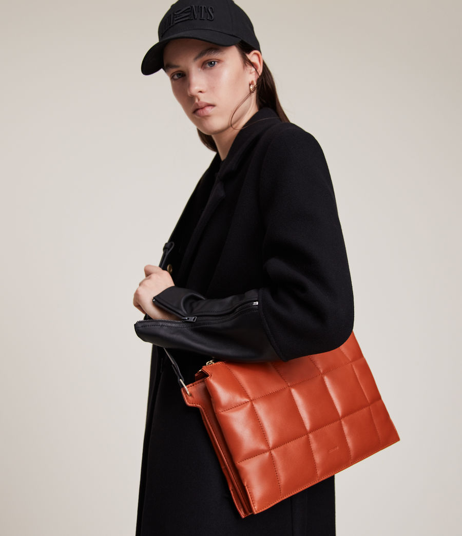 Women's Sheringham Leather Quilted Shoulder Bag (fieno_orange) - Image 2