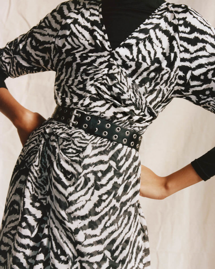 Shop our women's printed dresses.