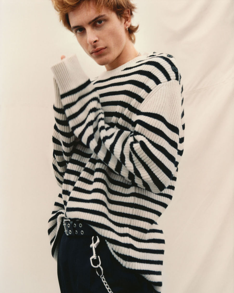 Shop our men's knitwear.