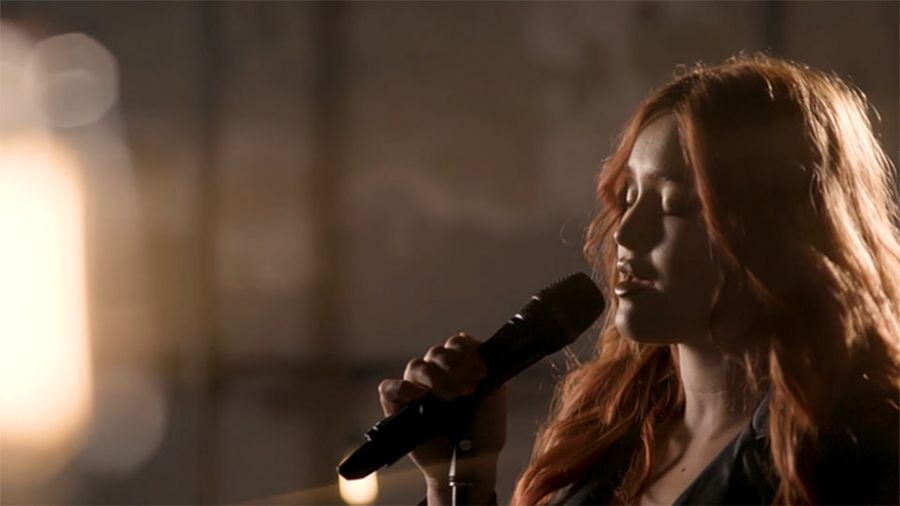 Shot of Elley Duhé taken during the recording of our LA Sessions.