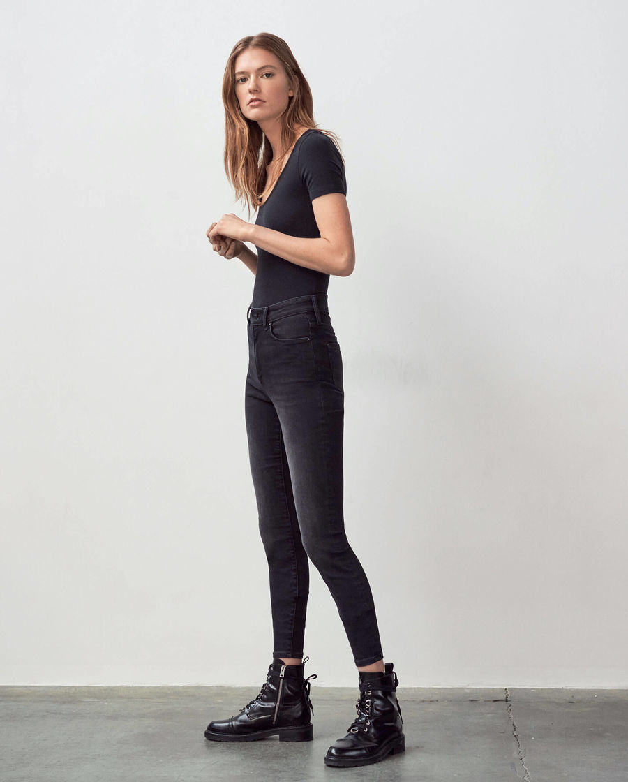 Discover our ultra high-rise skinny Phoenix jeans.